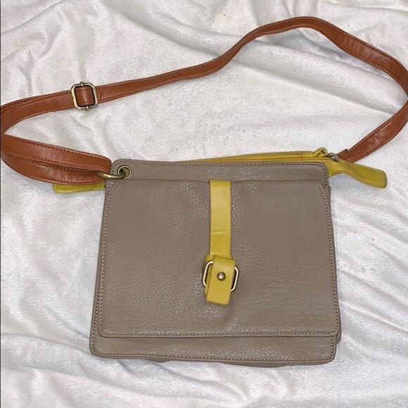 Nordstrom Neutral Crossbody Bag with Yellow Buckle | Sz OS - Picture 2 of 6